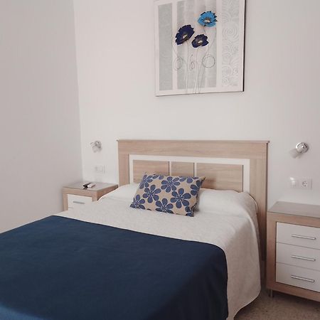 Готель Hostal Los Arcos Чипіона Екстер'єр фото